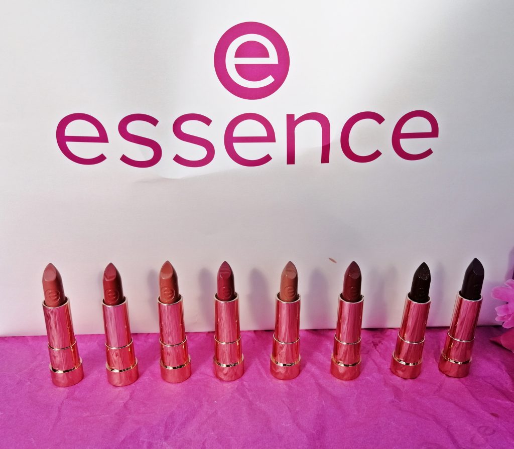 essence-this-is-me-nail-polish-lipstick-collection